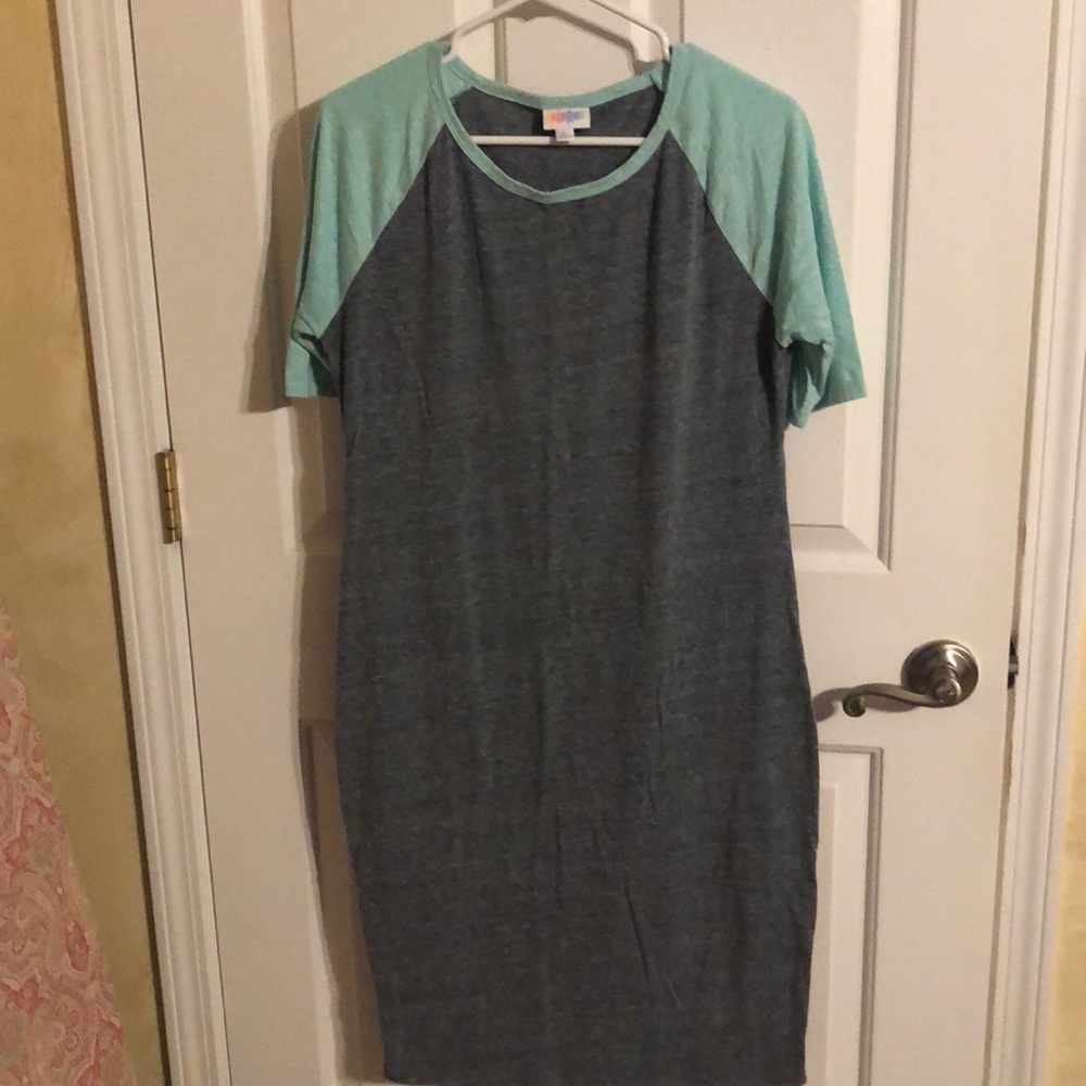 Super soft Lularoe Julia. Large.